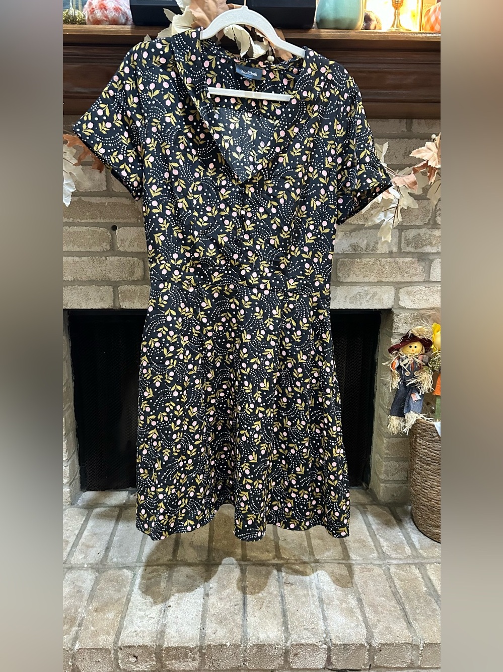 Modcloth Black Short-Sleeve dress with Pink & Yellow Floral Print EUC